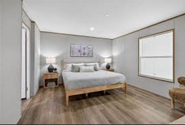 28X52, 3 Bedrooms, 2 Baths - Image 13