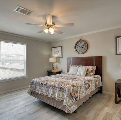 28X52, 3 Bedrooms, 2 Baths - Image 14
