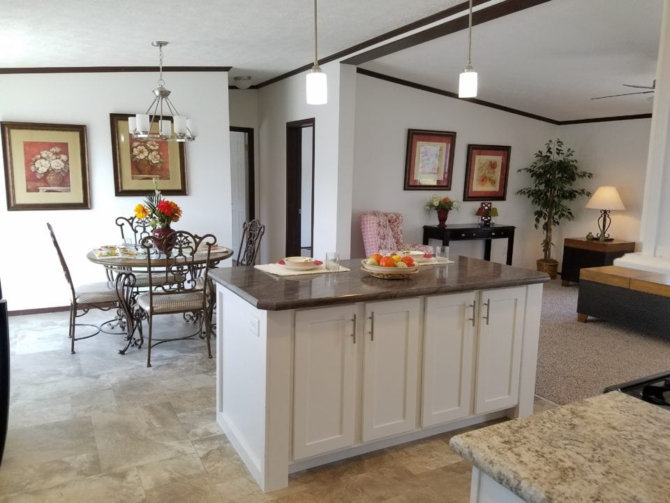 28X52, 3 Bedrooms, 2 Baths - Image 3